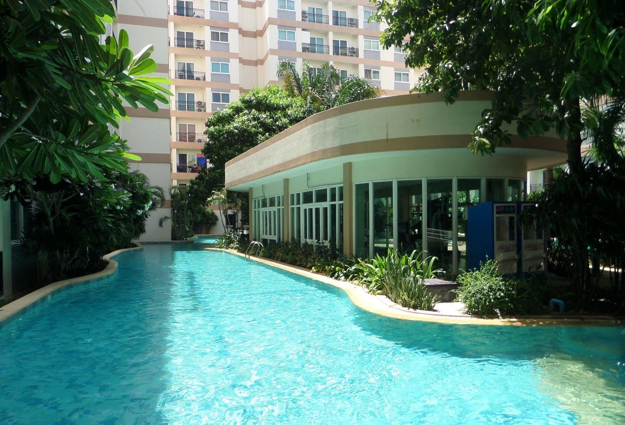Park Lane Resort By West Joint Venture Jomtien Beach Exteriör bild