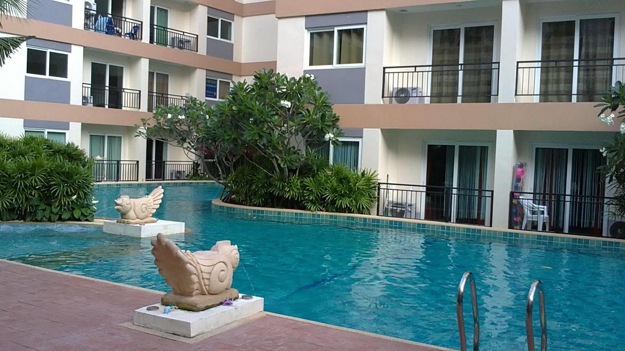 Park Lane Resort By West Joint Venture Jomtien Beach Exteriör bild